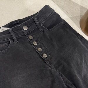 Joe's Jeans Women's Black Skinny High Rise Ankle Size 26 Button fly Frayed